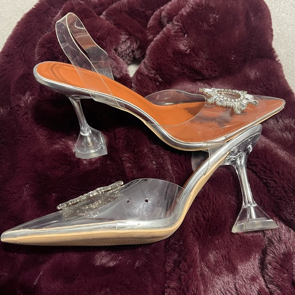 Elegant Clear Women's Shoes with Crystal Embellishment - Picture 3 of 4